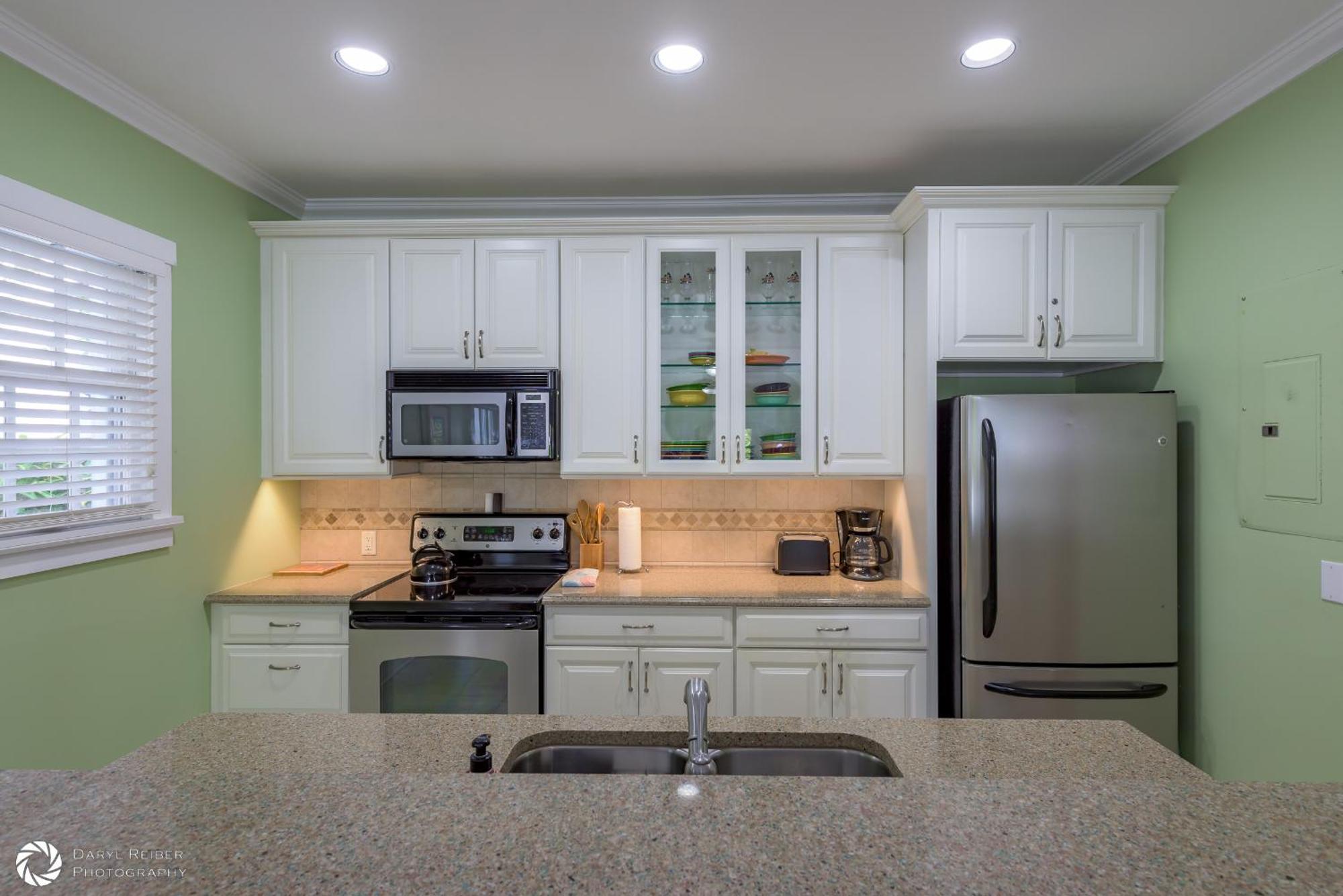Parrotville Apartment